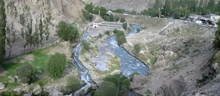 چشمه روان در روستای آب بخشان شهرستان آمل 41368415451531450