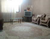 اتاق پذیرایی و تلوزیون قدیمی آپارتمان در ایزدشهر 456486454