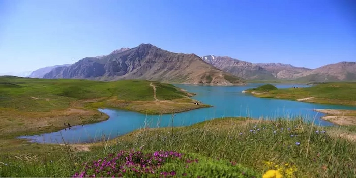 دریاچه دلنشین دشت لار در آمل 385746374