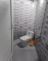 حمام و سرویس بهداشتی فرنگی آپارتمان در آمل 4156345گ